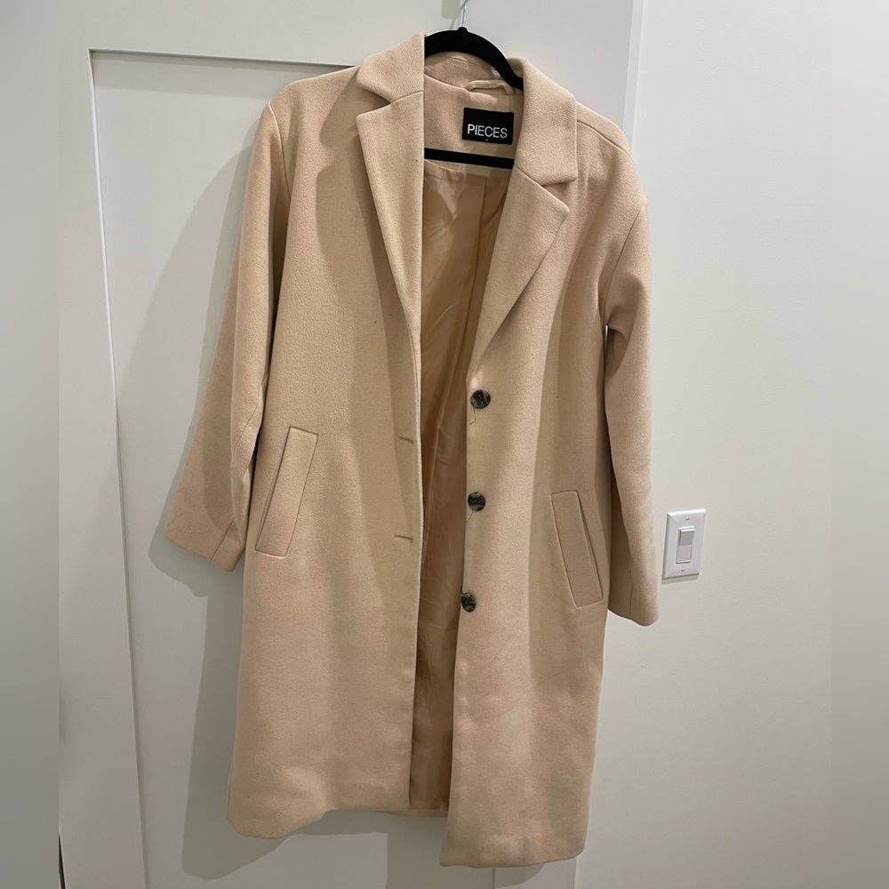 Women's Tan Coat